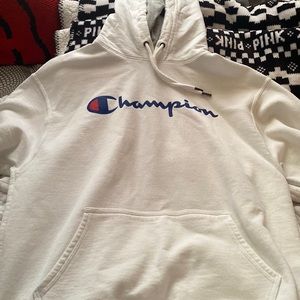 Champion hoodie ✨✨